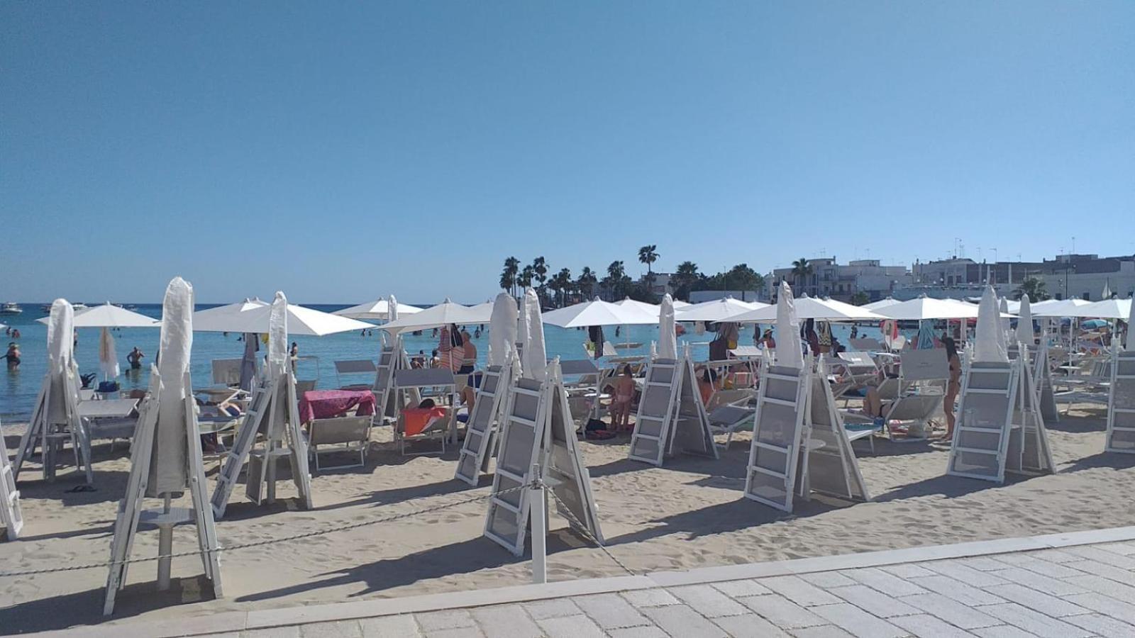 פורטו צ'זראו Hotel Paradise מראה חיצוני תמונה